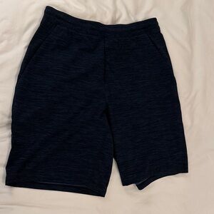 lululemon athletica Men's Dark Navy Athletic Shorts
9’’ inseam